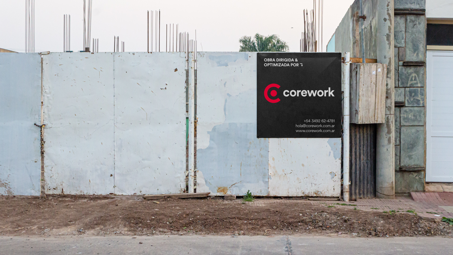 Baro Estudio Studio Branding Rebranding Logo Marca Brand Diseño Design Identidad Identity Corework corework construcción cartel calle billboard